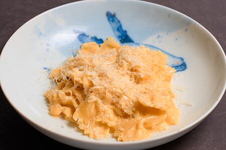 Макарошки с сыром 