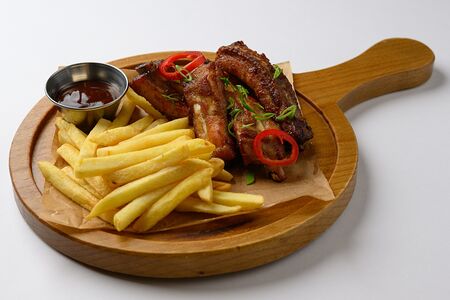 Свиные ребра в соусе BBQ