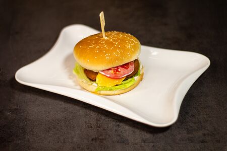 Бургер Цезарь