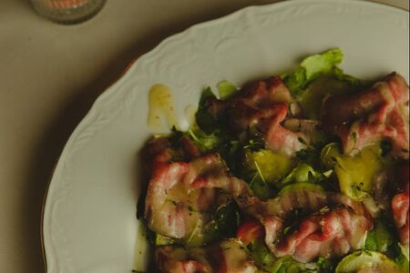 Салат с ростбифом и овощами