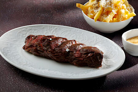 Стейк Бавет, картофель фри, трюфель