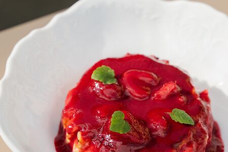 Баскский чизкейк с малиной