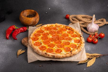 Пицца пеперони