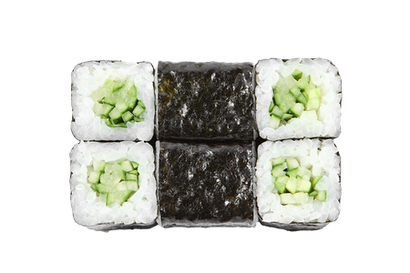 Классический ролл с огурцом