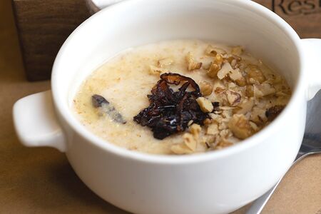 Каша овсяная с джемом