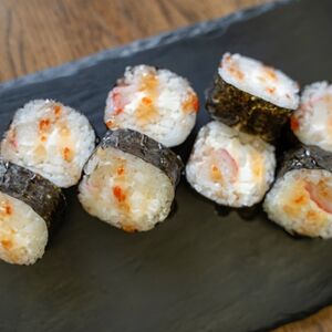 Хосомаки с крабом 