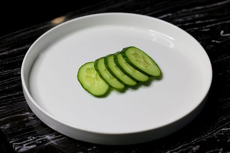 Огурец свежий