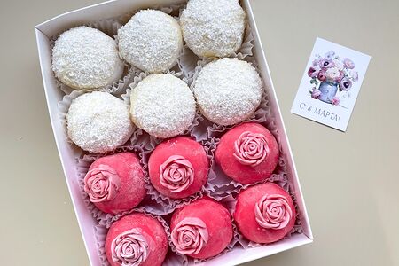 Моти в подарок на 8 Марта, M