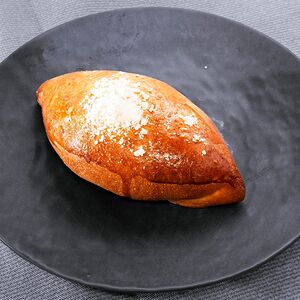 Пирожок с яблоком