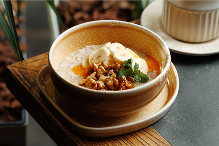 Овсяная каша с бананом