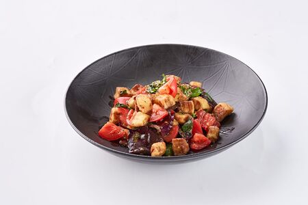 Ed_Салат с говядиной и баклажаном