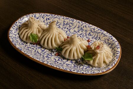 Хинкали с грибами и сыром