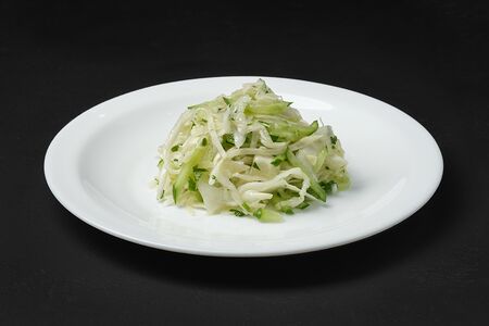 Салат Весенний из белокочанной капусты