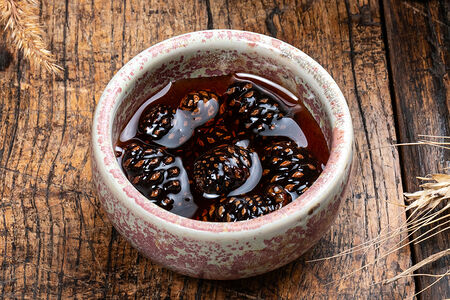 Варенье из сосновых шишек