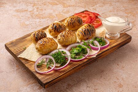 Картофель на мангале