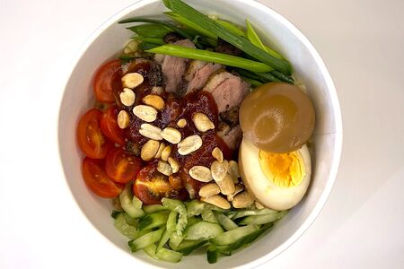 Поке с уткой по-пекински большой