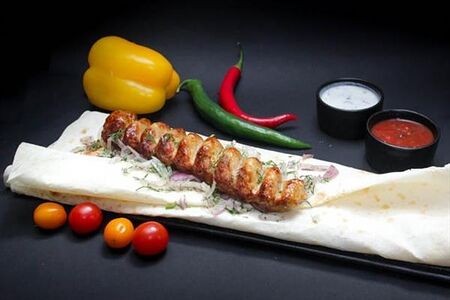 Кебаб в лаваше из индейки