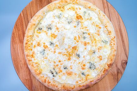 Пицца 4 сыра