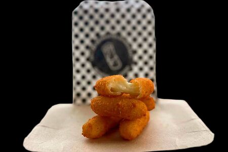  Сырные палочки 