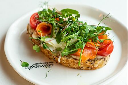 Пашот с лососем