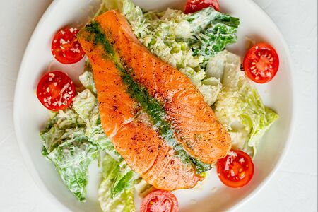 Не цезарь с лососем