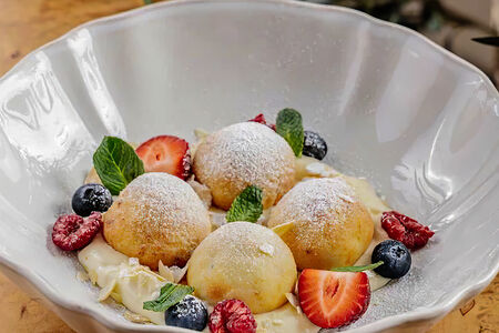 Творожники с ягодами