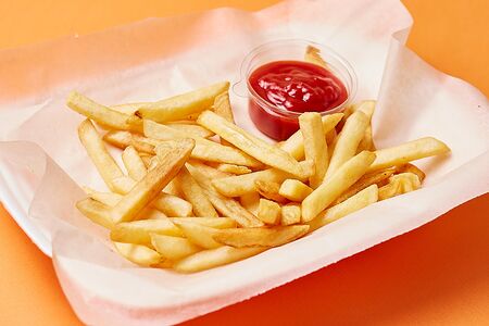 Картофель фри с соусом