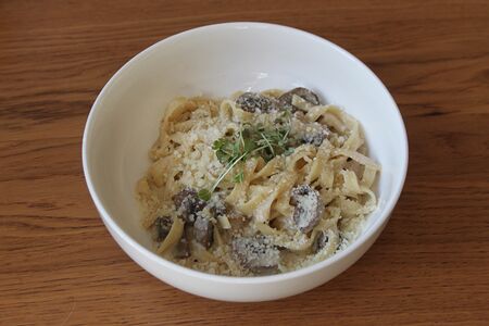 Тальятелле с цыпленком и грибами