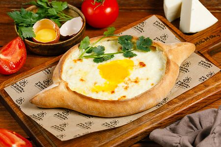 Хачапури по-аджарски