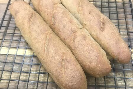 Мини-багет без глютена из зеленой гречки