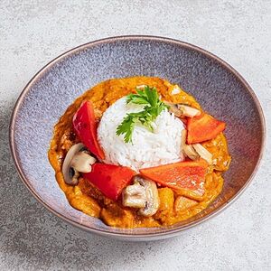 Красный карри с овощами