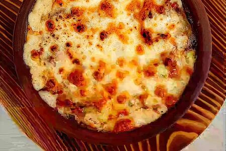 Сливочное жаркое со свининой и копченым балыком