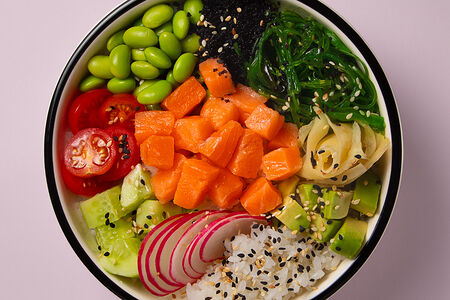 Поке с лососем