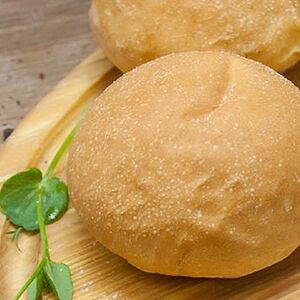 Булочка пшеничная