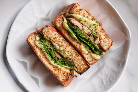 Сэндвич с пастрами из индейки