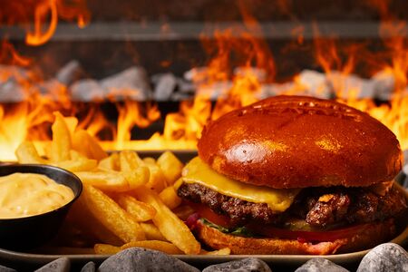 Комбо бургер с бифштексом