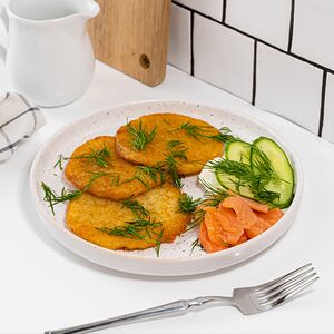 Драники с семгой и сыром