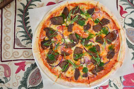 Пицца Атаманская с кониной