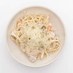 Спагетти с курицей и трюфелем
