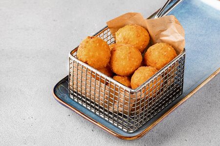 Сырные шарики