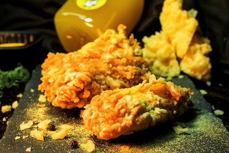 Куриные крылья с сыром 