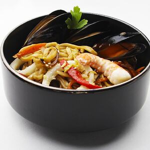 С морепродуктами 