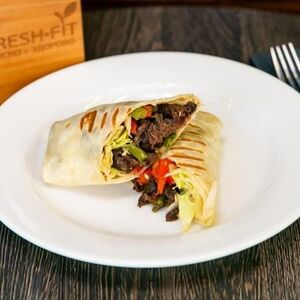 Ролл с говяжьей вырезкой