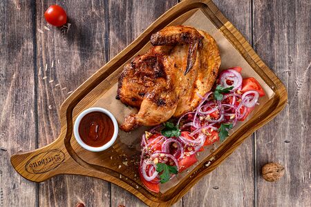 Цыпленок в папричном маринаде