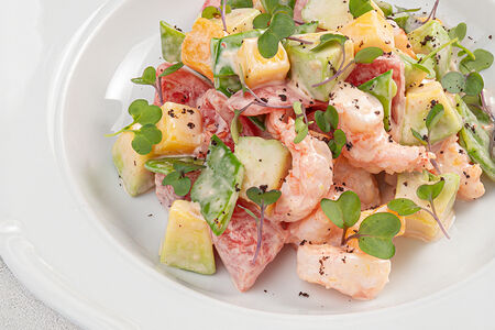 Аргентинские креветки и манго