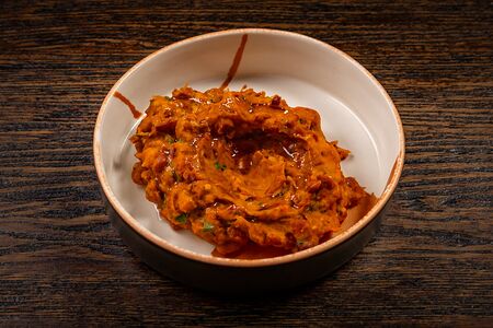 Острая красная фасоль в томатном соусе