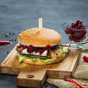 Бургер Клюква