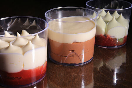 Пирожное Клубника со сливками