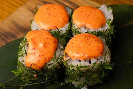 Классические роллы Спайси