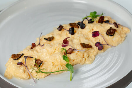 Скрембл с трюфелем